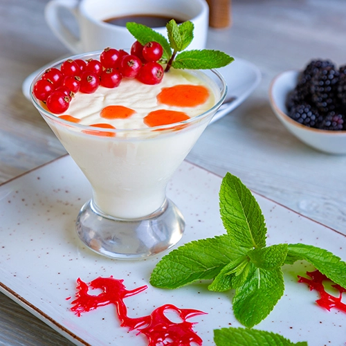 Russian Fruit Cream Image